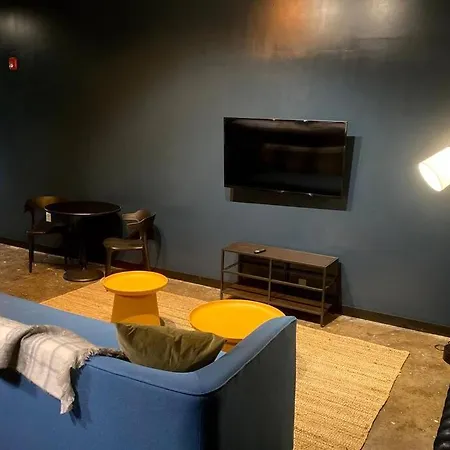 3E-*New* Apt -5 Min From Downtown, 3E, Sleeps 6